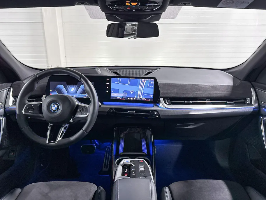 BMW iX2 eDrive20