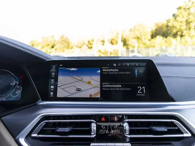 BMW X5 xDrive45e High Executive | M-pakket | Panoramadak | HUD