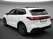 Volkswagen Tiguan 1.5eHybrid 150kW/204PK R-Line Black Style · Leder · Trekhaak · Panoramadak · 360°Camera · Garantie t/m 28-10-2030 of 100000km.