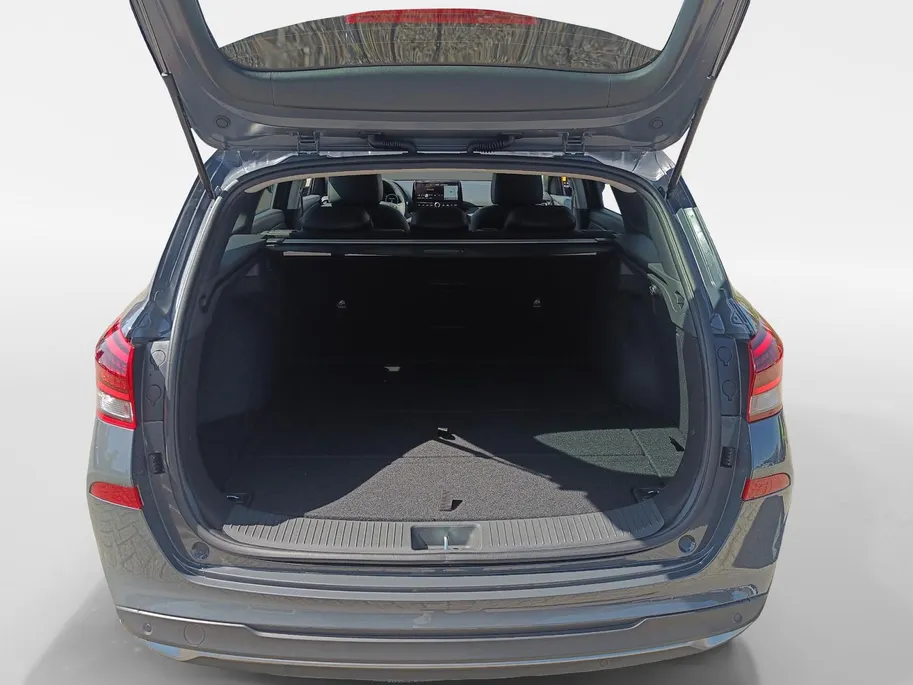Hyundai i30 Wagon 1.6 T-GDi Premium UIT VOORRAAD LEVERBAAR!