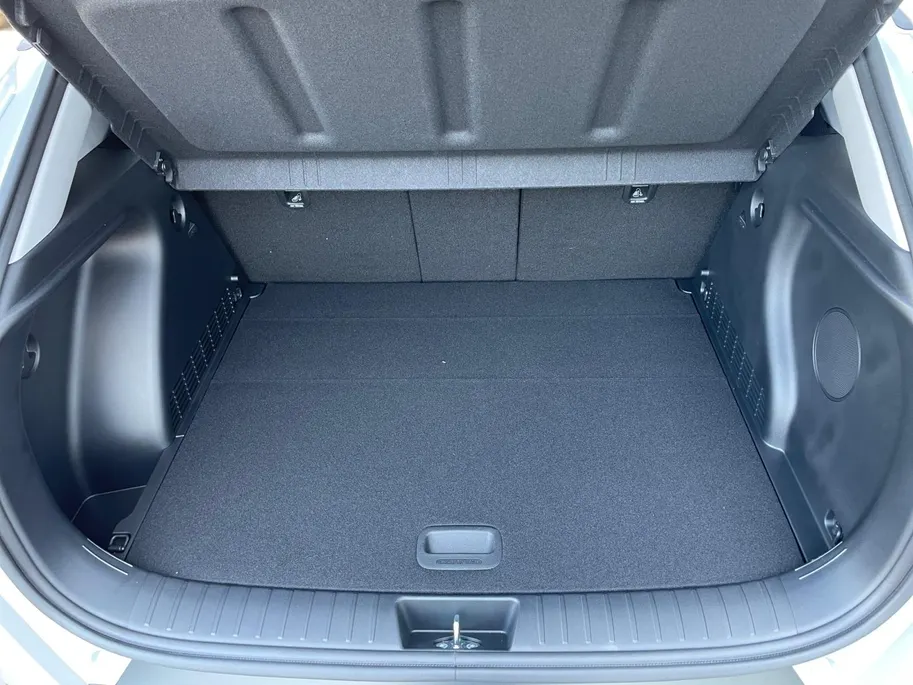 Hyundai Kona 1.6 GDI HEV Premium | Lederen bekleding| Stoelverwarming V+A | Bose |360 graden camera|