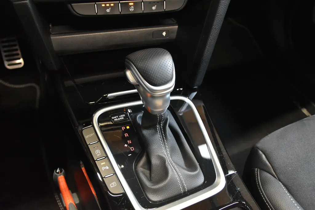 Kia ProCeed 1.5 T-GDi 140pk DCT7 GT-PlusLine PANO DAK