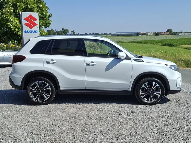 Suzuki Vitara 1.4 Boosterjet Style Smart Hybrid NL-auto | rijklaarprijs!!