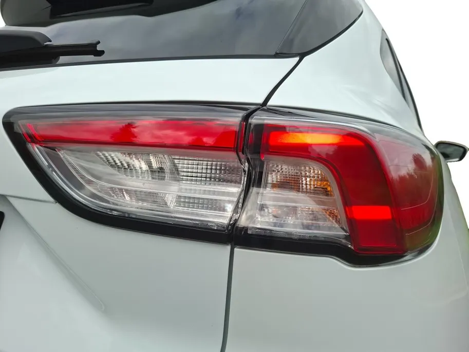 Ford Kuga 2.5 PHEV ST-Line X | Winterpack | Driver assistancepack | Technologypack | El. Trekhaak | Panoramadak | El. Achterklep | All-seasonbanden | 18' Lichtmetaal | Adaptive Cruisecontrol | BLIS | Matrix Ledkoplampen | Head-up Display |