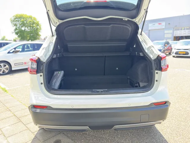 Nissan QASHQAI 1.3 DIG-T Premium Edition automaat