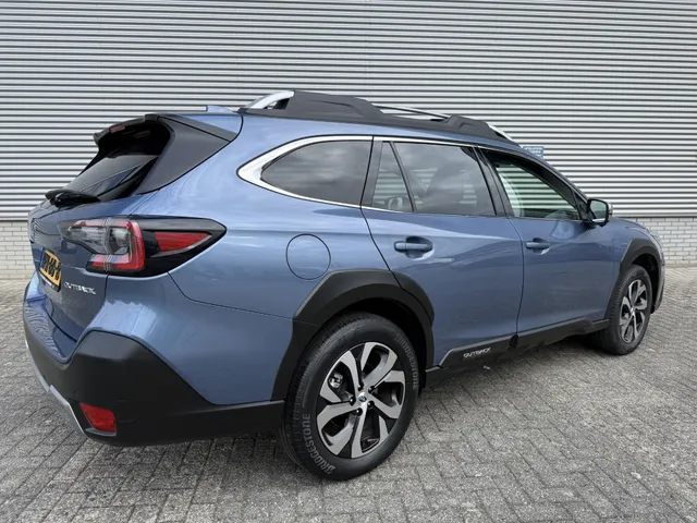 Subaru Outback 2.5i Premium CVT Automaat | Leder | Open Dak | 18 inch velgen | Meest luxe uitvoering!!