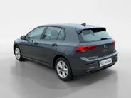 Volkswagen Golf 1.0 eTSI Life Business | CARPLAY | STOELVERWARMING | PARKEERSENSOREN | LICHTMETALEN VELGEN |