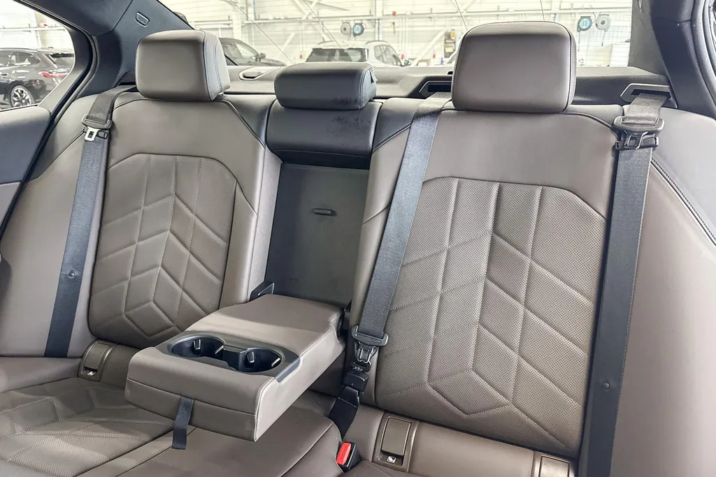 BMW 5 Serie Sedan 530e M Sport Edition M Sportpakket