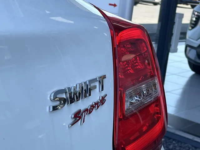 Suzuki Swift 1.4 Sport Smart Hybrid | Navi | Camera | 14483km
