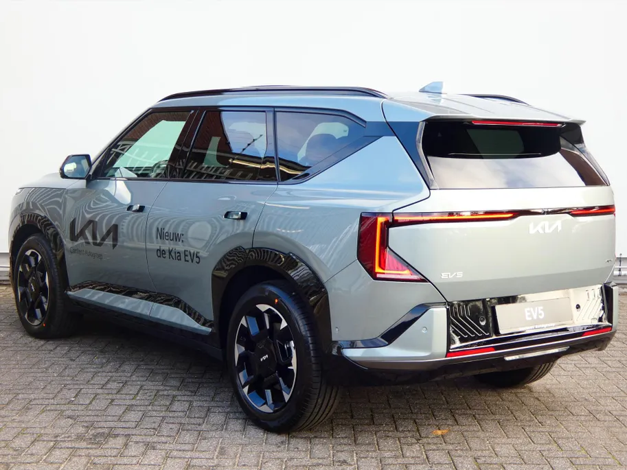 Kia EV5 81,4 kWh 217pk 2WD GT-PlusLine IN BESTELLING IN MEERDERE KLEUREN!