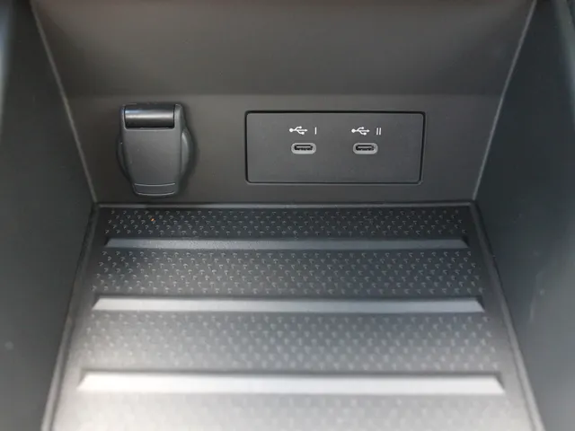 Renault Symbioz 1.8 E-Tech full hybrid 160 esprit Alpine *  Vermelde prijs is inclusief de korting t.w.v. 2500,- *