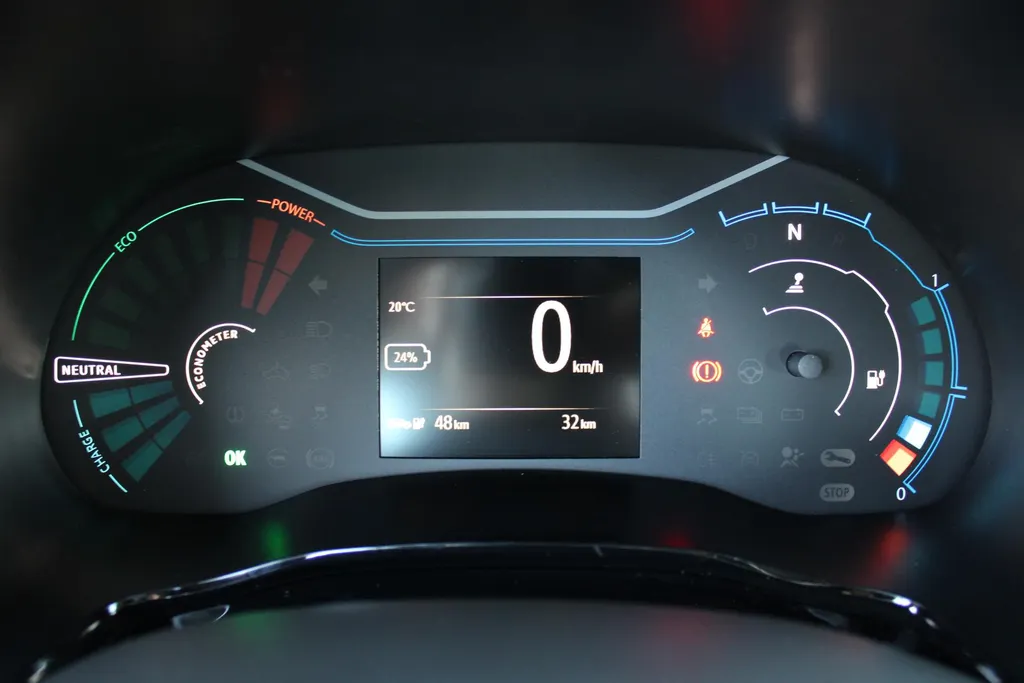Dacia Spring Expression | Nieuw | Airco | PDC | 14' Design velgen | Navi | Camera | BTW | UNIEK!! |