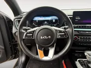 Kia Ceed Sportswagon 1.0 T-GDi MHEV Design Edition | Stoel en stuurverwarming | Navigatie | Camera | Apple Carplay / Android Auto | Elektrisch achterklep |