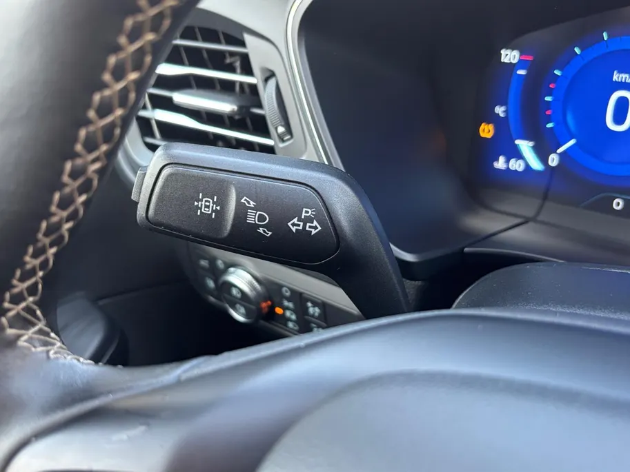 Ford Kuga 2.5 PHEV Vignale | Panoramadak | Trekhaak | Winter Pack | Driver assistance Pack | Elektr. Achterklep | Lederen Elektr. stoelen | 12 maanden garantie! |