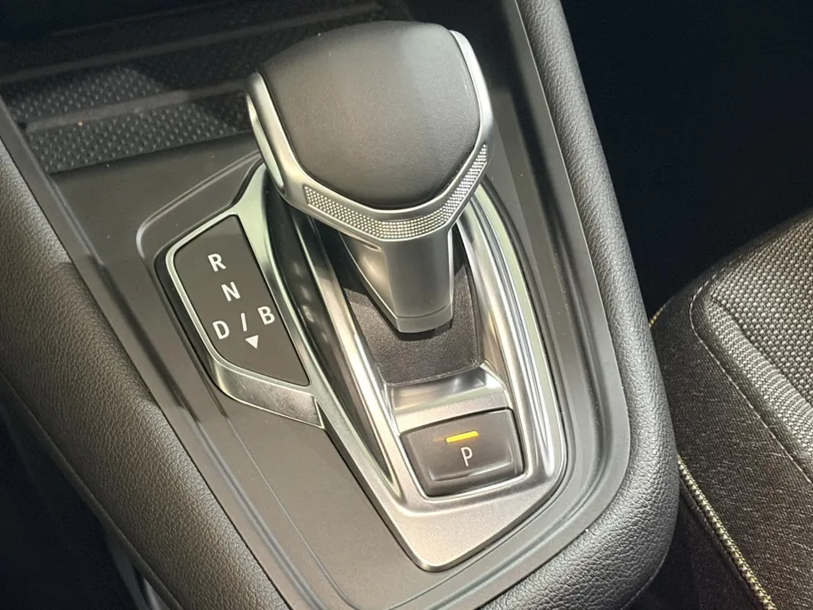 Renault Captur 145PK E-Tech Full Hybrid Techno Automaat | Navi | Camera | Parkeersensoren | Apple CarPlay/Android Auto | Adaptive Cruise Control | Digital Cockpit | Lichtmetalen Velgen | Full LED |