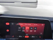 Volkswagen Golf 2.0 TSI GTI