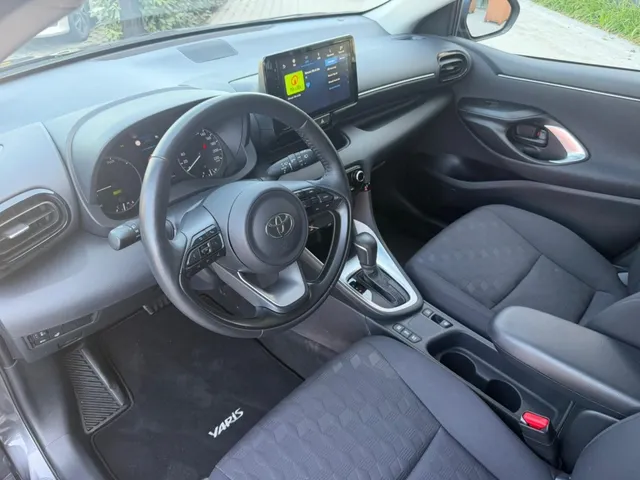 Toyota Yaris 1.5 Hybrid 115 Dynamic Limited | Parkeersensoren