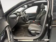 Peugeot e-208 EV GT 350 50 kWh STOELVERWARMING | ACHTERUITRIJCAMERA | GLASSROOF | 12 MAANDEN BOVAG GARANTIE