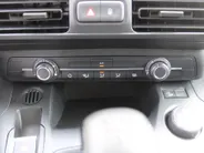 Toyota ProAce CITY 1.2 Turbo L1 Comfort | Clima | Cruise | 3-zits | Benzine! Mag alle milieu zones in! |