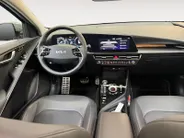 Kia Niro EV ExecutiveLine 64.8 kWh SOH 100% | STOELVERWARMING & VERKOELING | OPEN DAK | FULL OPTIONS | DEALER ONDERHOUDEN | FABRIEKSGARANTIE TM 2034