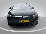 Volkswagen ID.7 Tourer Pro Limited Edition 77 kWh · 20' Black Style velgen + all-season banden · 360 camera · verwarmde voorstoelen · Trekhaak inklapbaar, met elektrische ontgrendeling ·