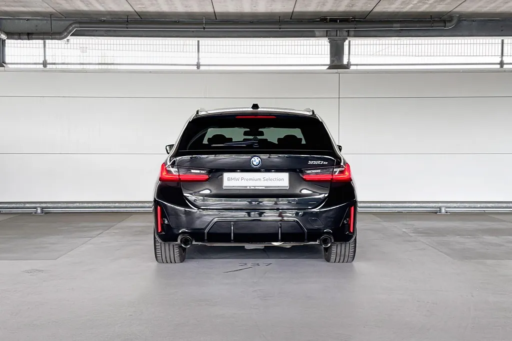 BMW 3 Serie Touring 330e