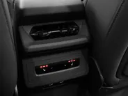 Audi Q6 e-tron S edition performance 100 kWh 306pk · SOH 97,9% · Panoramadak · 360 Camera · Inklap. Trekhaak · Luchtvering · B&O Sound · Head-Up Display · Garantie t/m 15-03-2031 of 100.000km