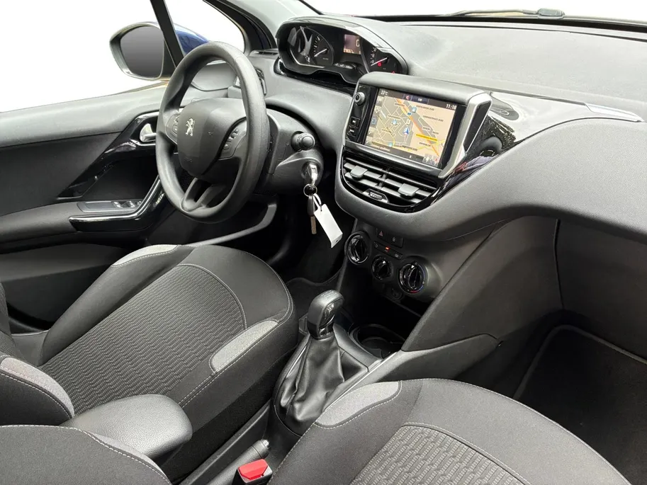 Peugeot 208 1.2 PureTech Blue Lion