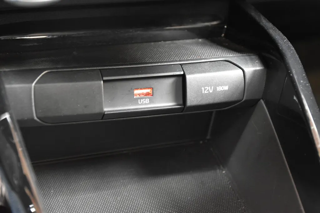 Kia Stonic 1.0 T-GDi MHEV 100pk DynamicLine
