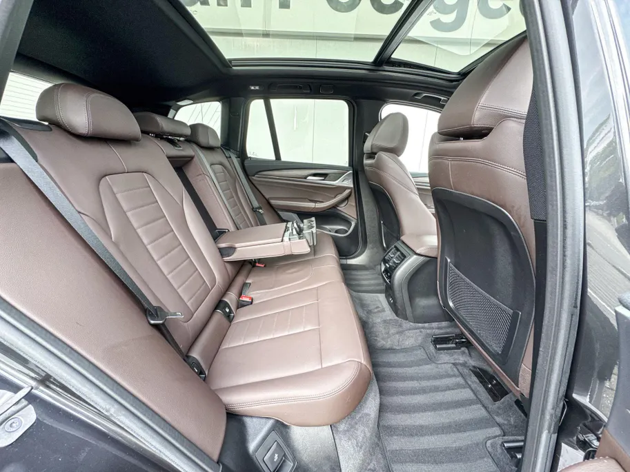BMW iX3 High Executive