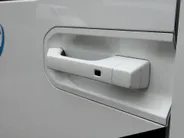 Kia PV5 L2H1 Plus 51.5 kWh | incl. berkentriplex laadvloer | All-season banden | 297 km WLTP-actieradius | Snelladen van 10% tot 80% in 30 minuten | Stoel- en stuurverwarming | Achteruitrijcamera | Draadloos Apple/Android Carplay | Parkeersensoren voor- en achter