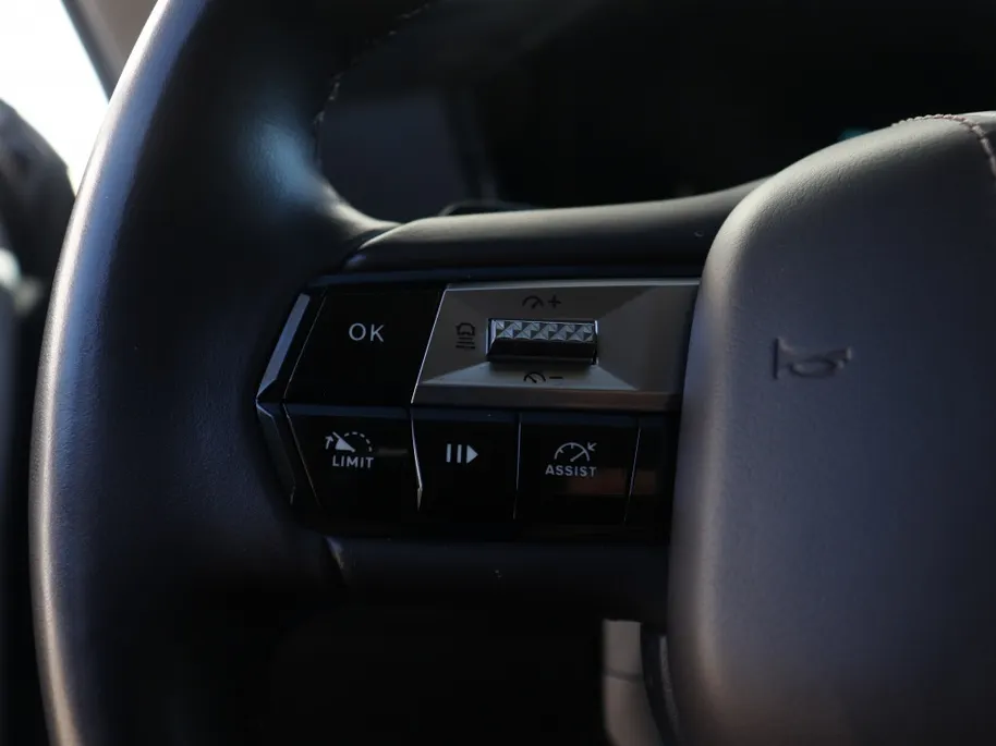 DS DS 4 E-Tense 225 PK La Première | Leder | HUD | Focal | 19'