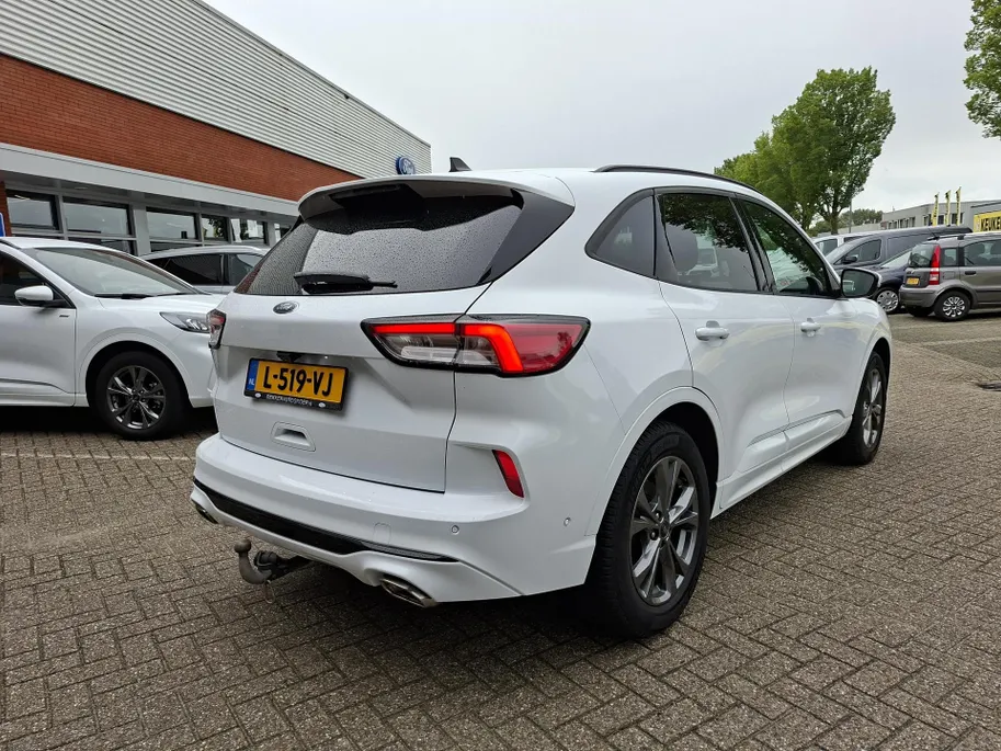 Ford Kuga 2.5 PHEV ST-Line X TREKHAAK / WINTERPAKKET.