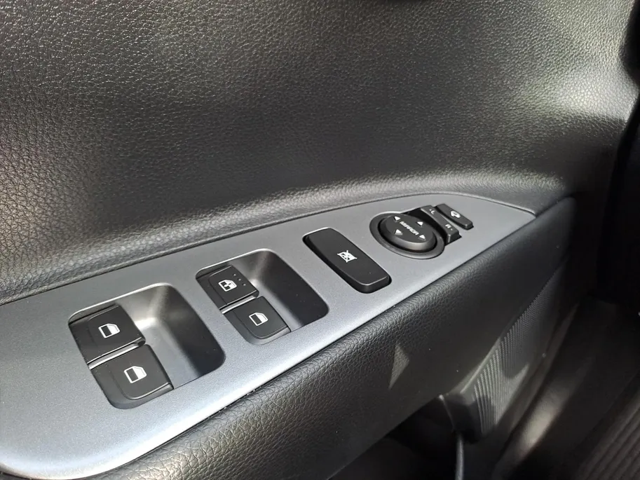 Kia Stonic 1.0 T-GDi MHEV GT-PlusLine | PRIVATE LEASE VANAF 373,- |1e Eigenaar | Meest luxe uitvoering | Schuif-/kanteldak | Metallic lak | Cruise Control | camera | Carplay | Fabrieksgarantie | NAP