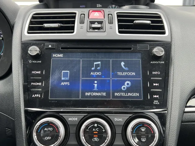 Subaru Forester 2.0 Luxury Plus Eyesight Automaat | Trekhaak | 17' LM Velgen | Climate Control | Elek. Schuif/Kantel Dak