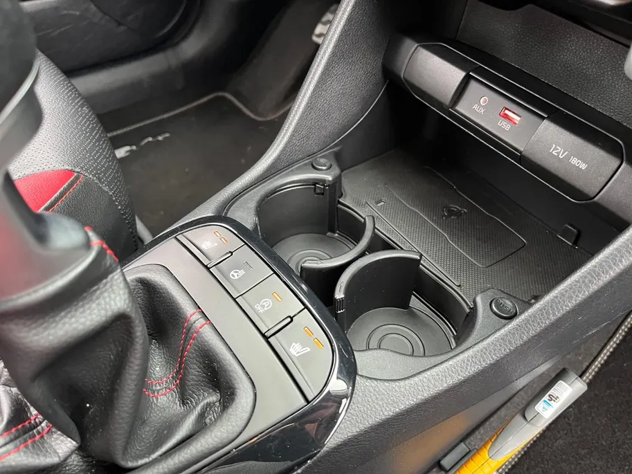 Kia Picanto 1.0 T-GDI GT-Line | Camera | Apple Carplay/Android Auto | Stoel/Stuur Verwarming | Cruise Control | Climate Control | Navigatie | 12 Maanden Bovag Garantie