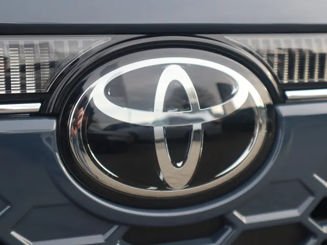 Toyota Corolla Cross Hybrid 180 Executive Leder | JBL | 360 camera