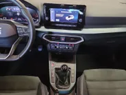 SEAT Arona Xperience Business Connect | Adaptief Cruise  | Climate Control | Camera | Dodehoek Detectie | 17'' LM Velgen | Apple Carplay | Android Auto | 9.000 km!