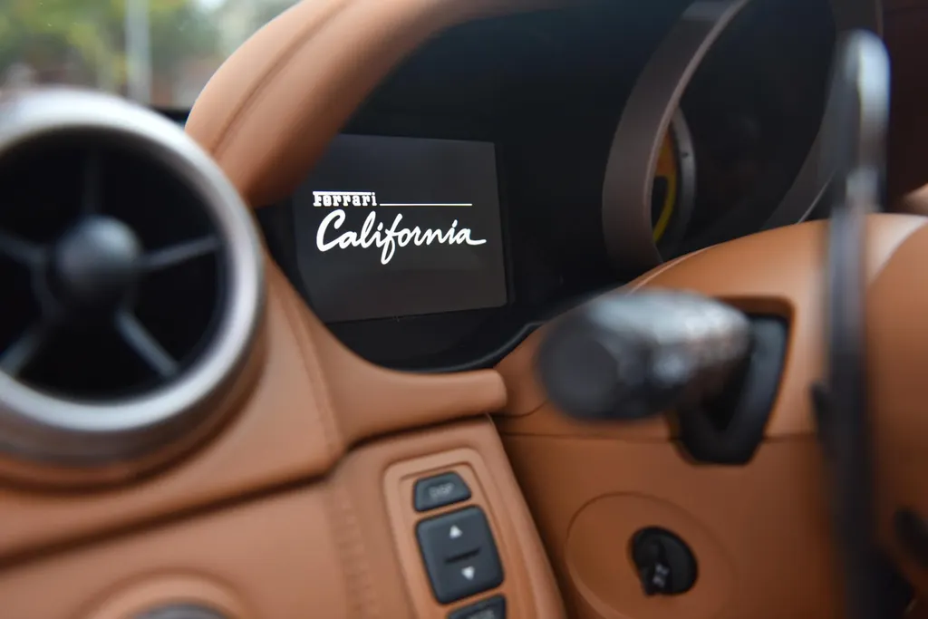 Ferrari California 4.3 V8 HELE
