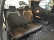 Dacia Jogger 1.8 hybrid 155 limited edition 7p. AUTOMAAT NAVI AIRCO CAMERA CRUISE CONTROLE APPLE CARPLAY ANDROID AUTO LM VELGEN 7 STOELEN !!LET OP RIJDENDE DEMO VRAAG NAAR ACTUELE KMSTAND!!!