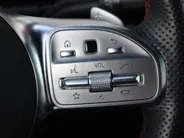 Mercedes-Benz GLA 250 e AMG Line l Stoelverwarming l Achteruitrij camera l Ambiente lichtpakket