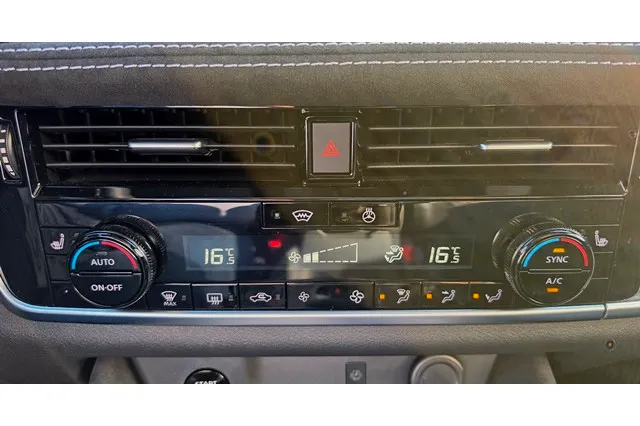Nissan QASHQAI 1.3 158PK DIG-Turbo Mild-Hybrid X-Tronic A/T Tekna Plus BOSE & 20'