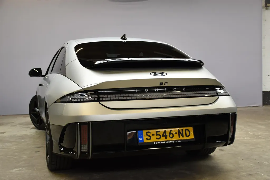 Hyundai IONIQ 6 77,4 kWh 325pk AWD First Edition I SOH 100% I Afn. trekhaak