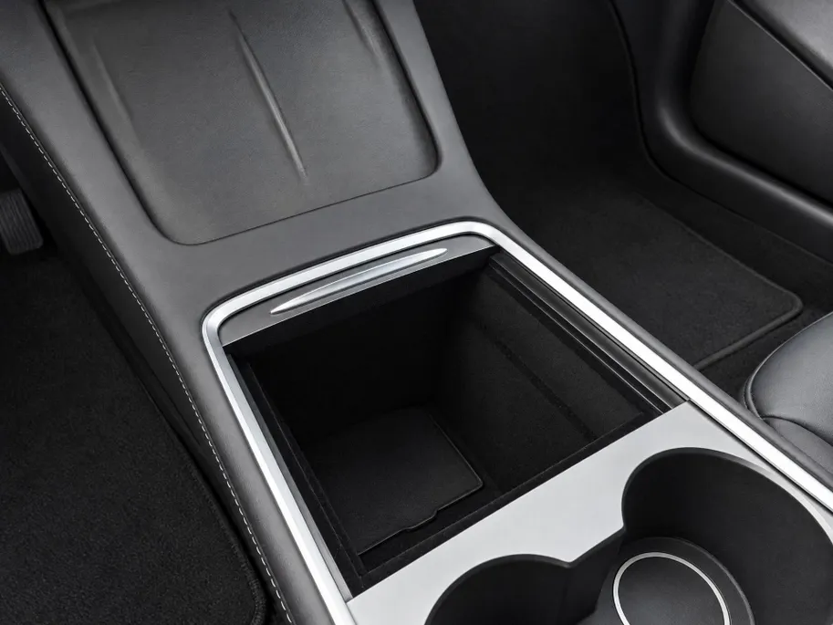 Tesla Model 3 Standard RWD Plus 60 kWh 90% SOH | 12 maanden BOVAG | Stoelverwarming | Groot scherm |