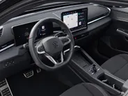 Volkswagen T-Roc 1.5eTSI/150PK R-Line · Navigatie · Camera + Parkeersensoren · Apple/Android Car Play · Garantie t/m 18-12-2027