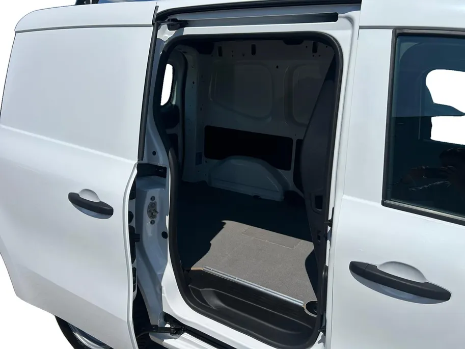 Renault Kangoo E-Tech Advance 22 kW 44 kWh | Lage Kilometerstand | WLTP 285 KM | Navigatie | Apple/Android Carplay |