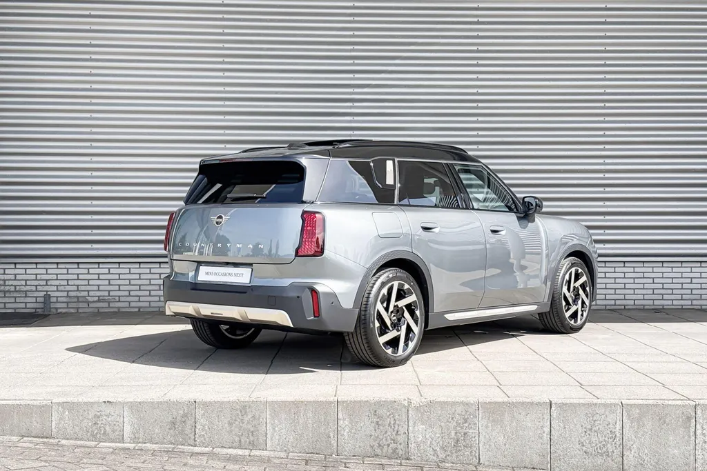 MINI Countryman Electric E Favoured XL 66.5 kWh