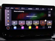 CUPRA Formentor 1.4 e-Hybrid VZ Performance / Pano. / Elekt. trekhaak / Stoel + Stuur verwarming / Elekt. achterklep / Camera /
