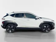 Hyundai Kona 1.6 GDI HEV Premium Sky *Automaat*Navi+360Camera*Schuif/kanteldak*Climate Control*Stoeverwarming/ventilatie*Adapt. Cruise Control*VOL OPTIES!