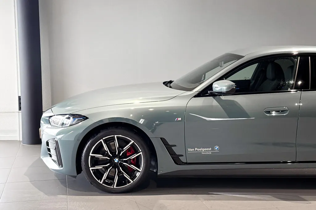 BMW i4 eDrive40